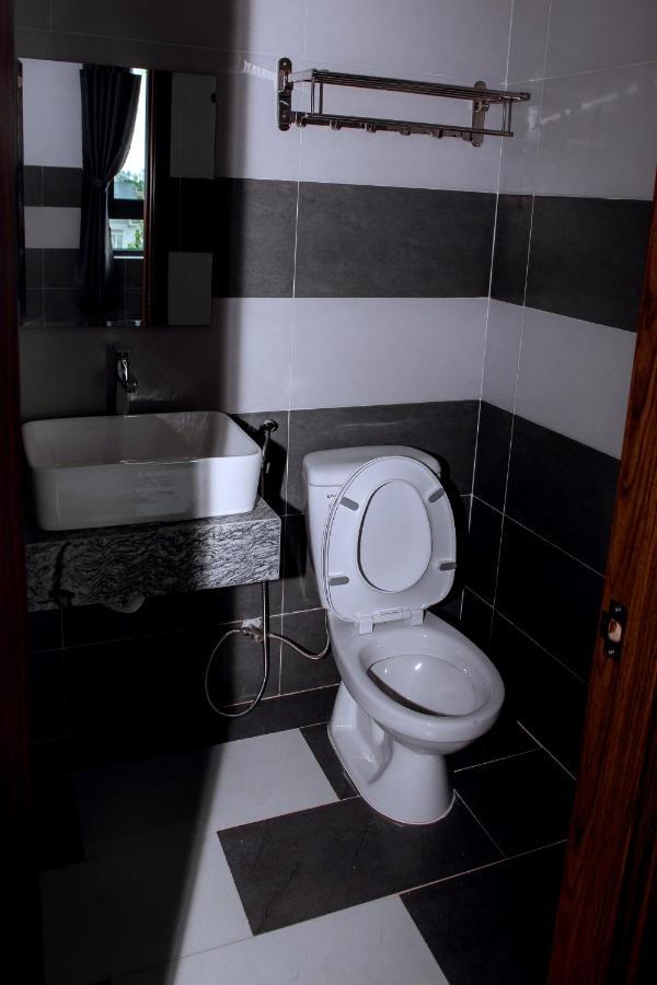 Truong Phuc Vinh Hotel Phan Thiết Esterno foto