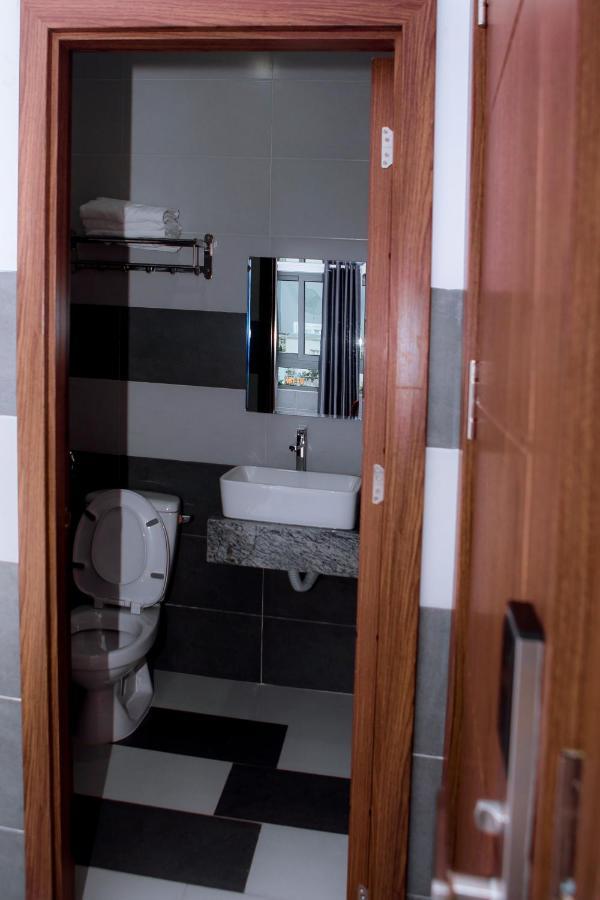Truong Phuc Vinh Hotel Phan Thiết Esterno foto