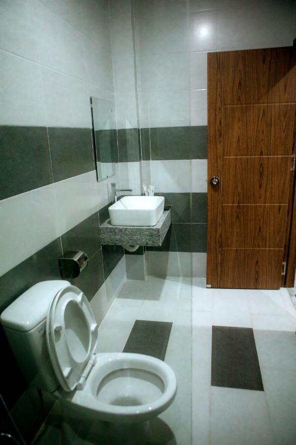 Truong Phuc Vinh Hotel Phan Thiết Esterno foto