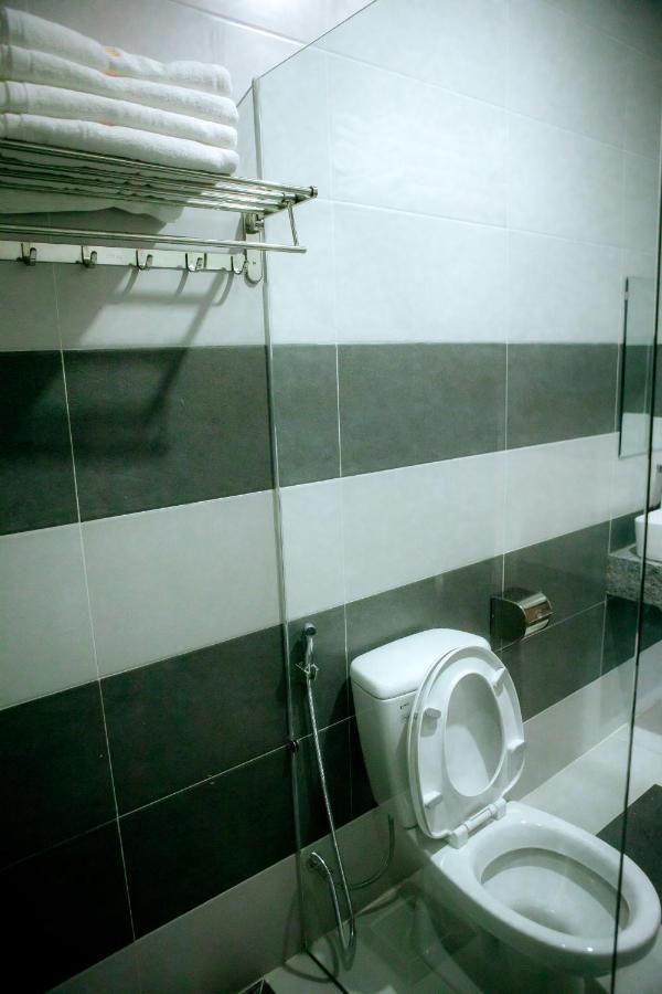 Truong Phuc Vinh Hotel Phan Thiết Esterno foto